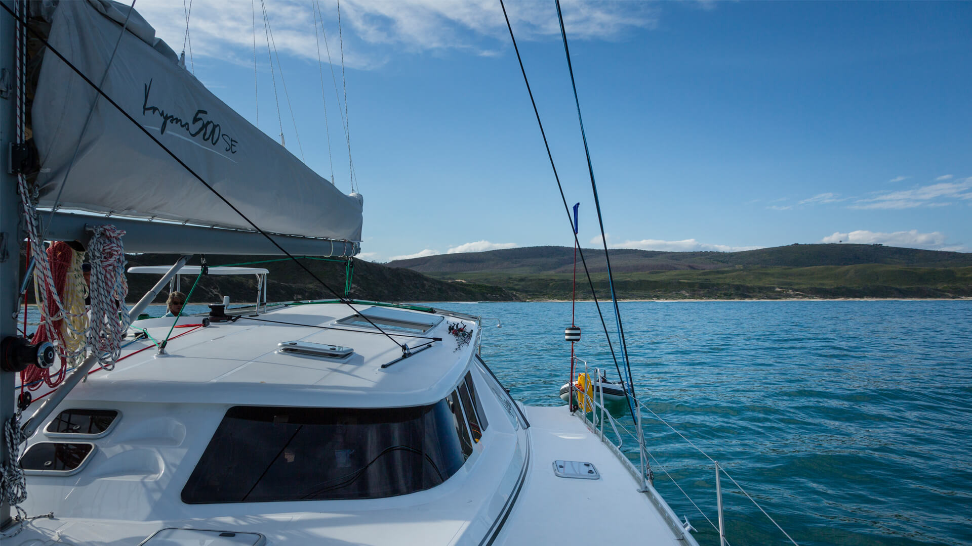 knysna 500SE on the water